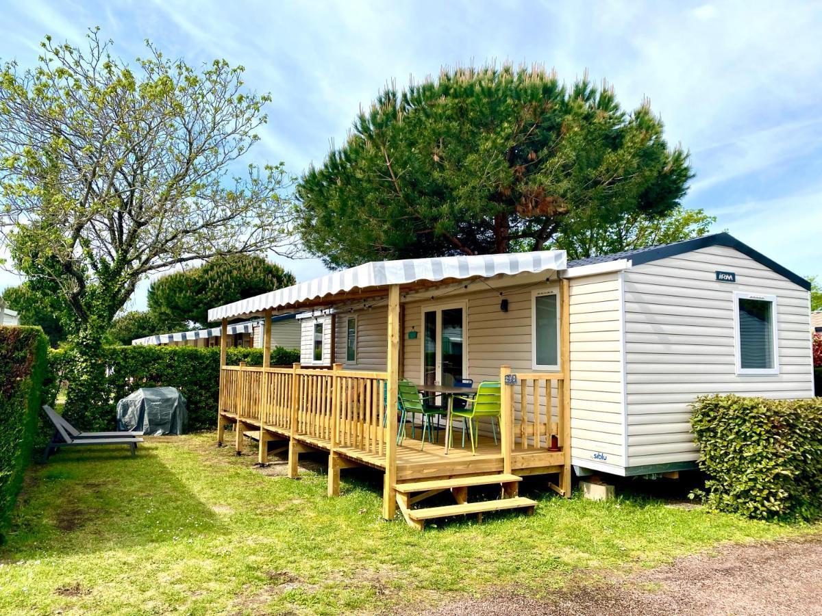 Mobil Home Excellence 6 Personnes Au Camping Mer Et Soleil, Saint George D'Oleron Les Sables Vignier Esterno foto